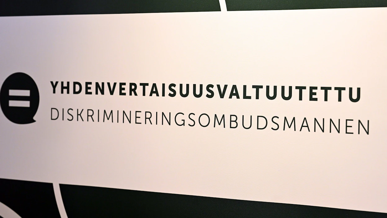 Yhdenvertaisuusvaltuutettu sanoo vuosikertomuksessaan olevansa huolissaan siitä, että rasismi ja vihapuhe uhkaavat normalisoitua politiikassa. LEHTIKUVA / Heikki Saukkomaa.