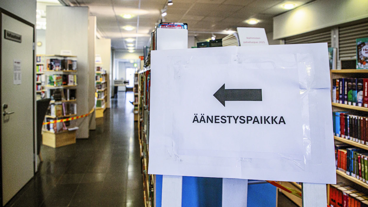 Kuntaliitokset vievät päätöksentekoa yhä kauemmaksi kuntalaisesta. Kuvituskuva.