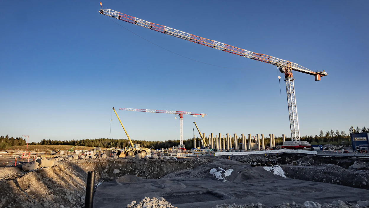 Rakentamiseen odotetaan kuluvana vuonna 3–7 prosentin kasvua, pääasiassa toimitilarakentamisen ansiosta.