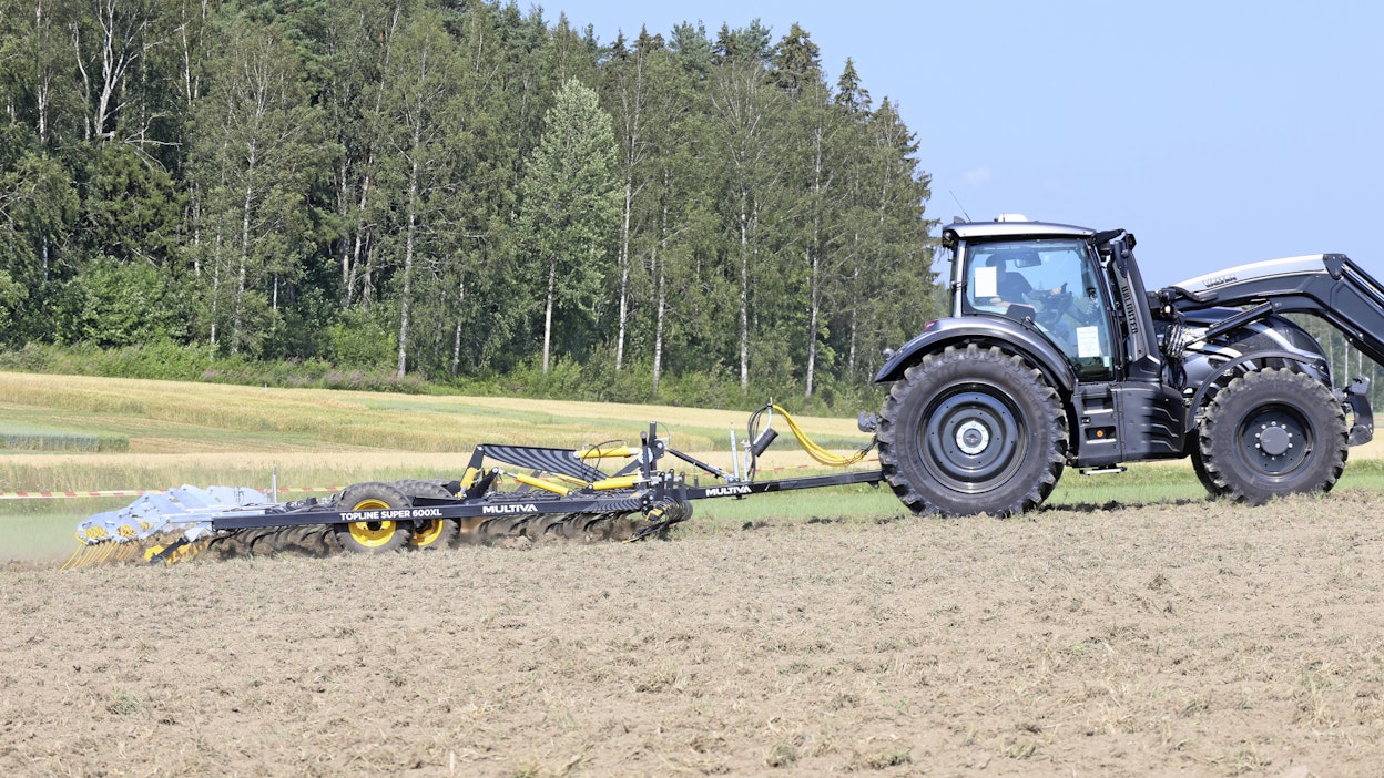 Arkistokuva peltopäiviltä Hauholla kesällä 2025.