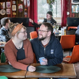 Annakreeta Salmela ja Tero Nygård löysivät uuden ja yllättävän urasuunnan baarista. Sen oheen on tulossa muitakin liiketoimia.