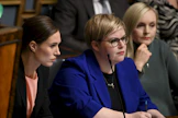 Hallituksen on lähtökohtaisesti ollut tarkoitus antaa enemmistö jäljellä olevista lakiesityksistään eduskuntaan torstaina. Kuvassa pääministeri Sanna Marin, valtiovarainministeri Annika Saarikko ja ympäristö- ja ilmastoministeri Maria Ohisalo. LEHTIKUVA / Vesa Moilanen. 