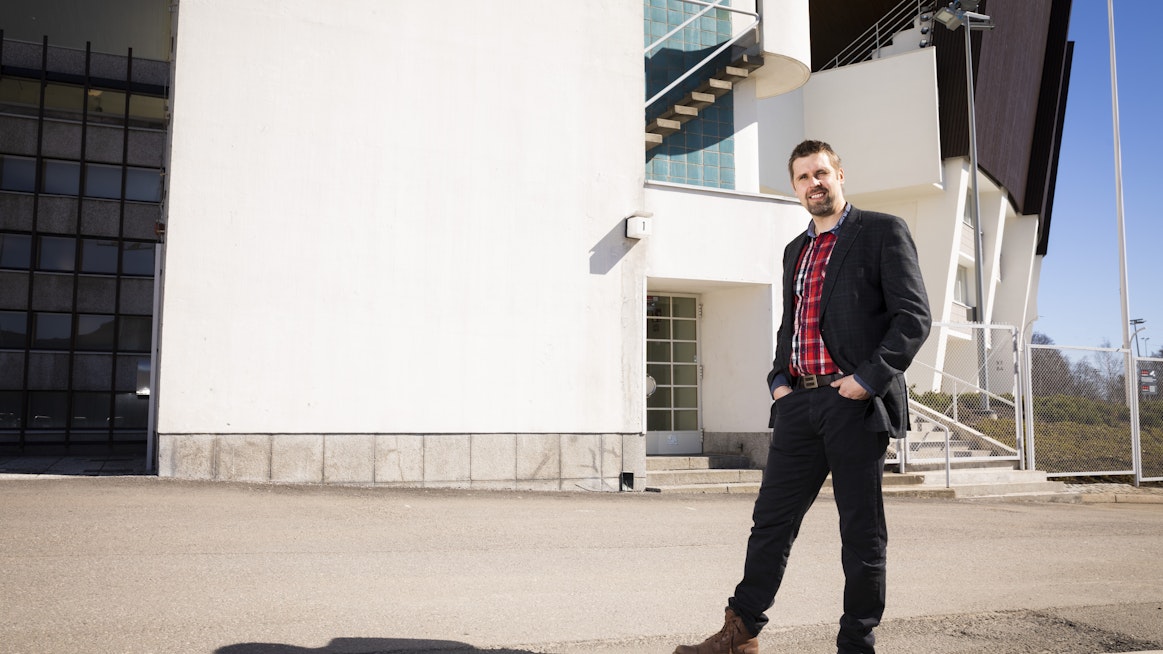 ”Olen humoristisesti sanonut, että toivottavasti lapseni ei rupeaisi heittämään keihästä, vaan valitsisi jonkin muun lajin. Kun keihäänheitto jäi, olen nukkunut yöni kivuttomasti”, syksyllä 2021 uransa lopettanut Antti Ruuskanen kertoo,