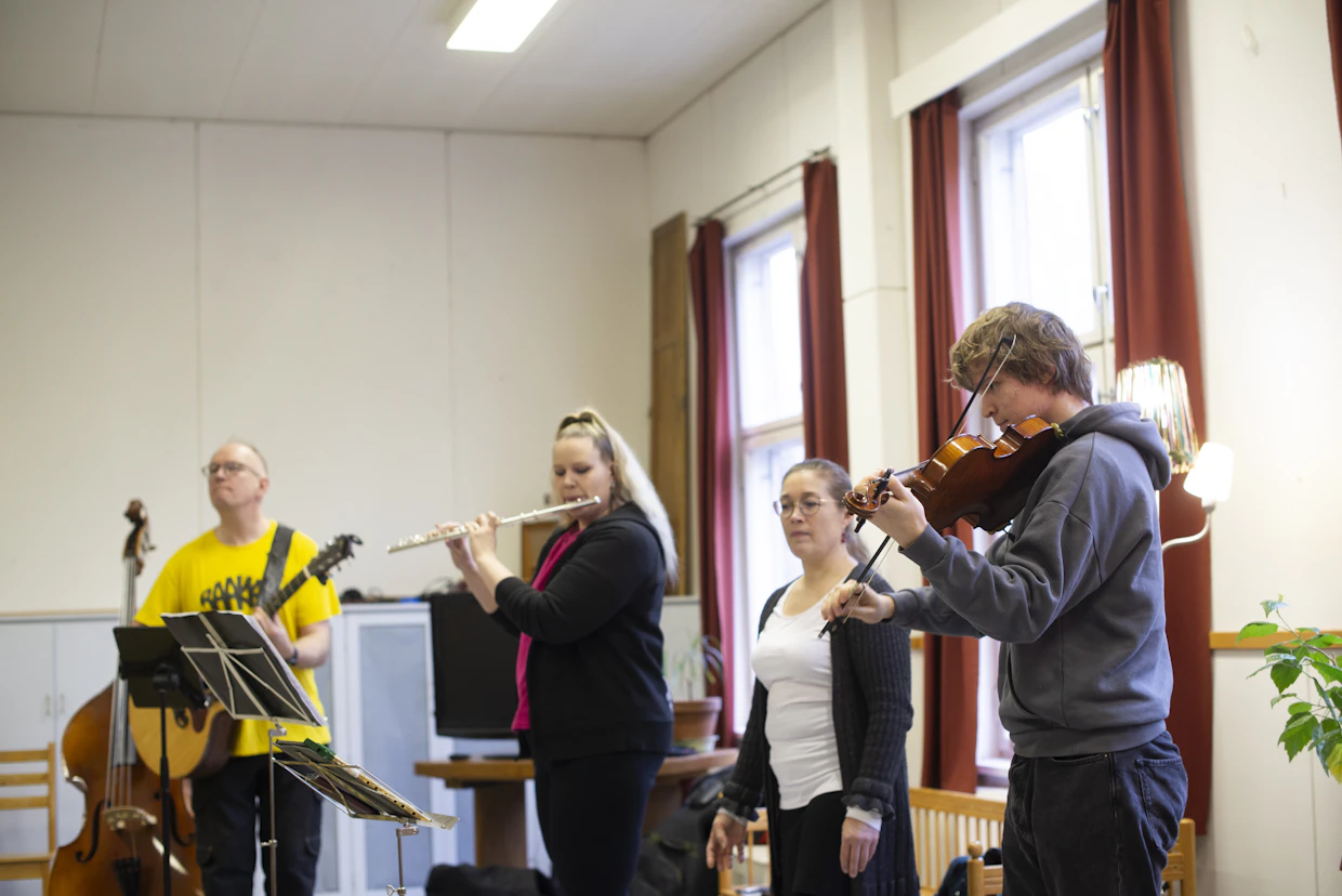Sami Espo, Maria Mikkola, Karoliina Ilonoja ja Luukas Kaskimaa.