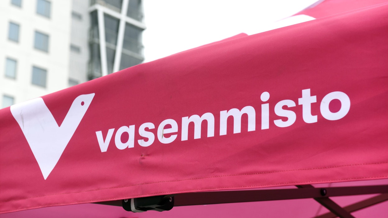 Tavoiteohjelmassa todetaan, että huumausaineiden valmistus, tuonti ja vienti sekä kuljetus ja myynti olisivat yhä rangaistavia tekoja. LEHTIKUVA / Timo Jaakonaho.