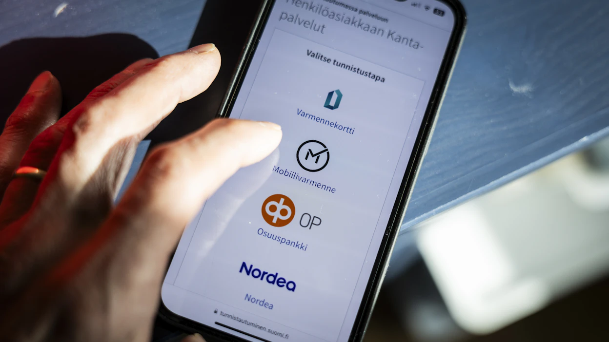 Avioerohakemuksen voi tehdä netissä toukokuusta lähtien. Oma tuomioistuin -palveluun tunnistaudutaan pankkitunnuksilla tai mobiilivarmenteella.