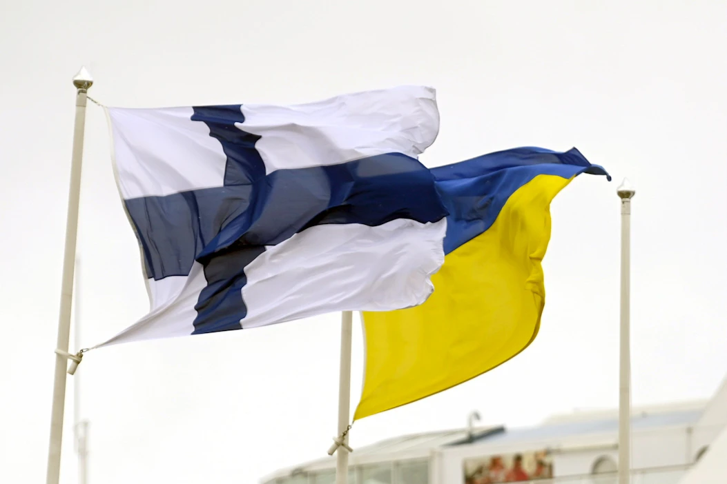 Apupaketti on osa Suomen hallituksen viime vuonna Ukrainan tukemiseen myöntämää 70 miljoonan euron lisärahoitusta. LEHTIKUVA / Vesa Moilanen.