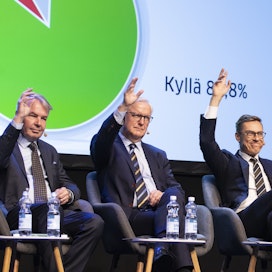 Heikki Peltolan mielestä presidentinvaaleihin liittyvissä tenteissä ei puhutta maataloudesta mitään. Kuva MTK ja Maaseudun Tulevaisuuden järjestämästä tentistä.