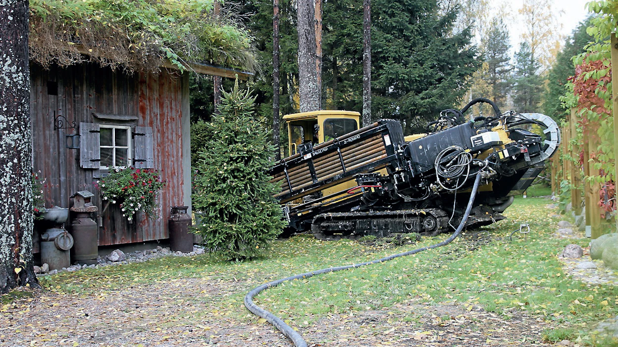 8,7 tonnin poralaitteisto mahtuu työskentelemään yllättävän pieneen tilaan.
