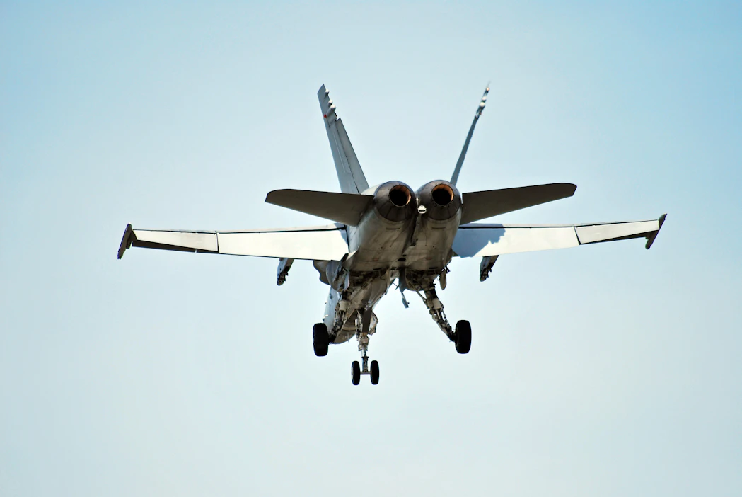Puolustusvoimien Hornet hävittäjillä on aamulla ollut tehtäviä Uudenmaan droonin takia.