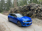 Viisiovisen Opel Astran sähköversion saa jatkossa lähes 10 000 euroa auton lanseeraushintaa halvemmalla.
