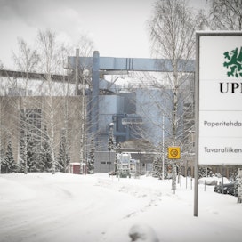 Kuvassa UPM:n Jämsänkosken paperitehdas.