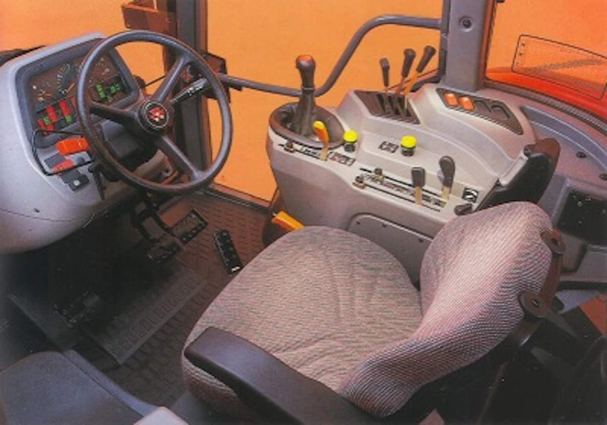 01MF4300ohjaamo2