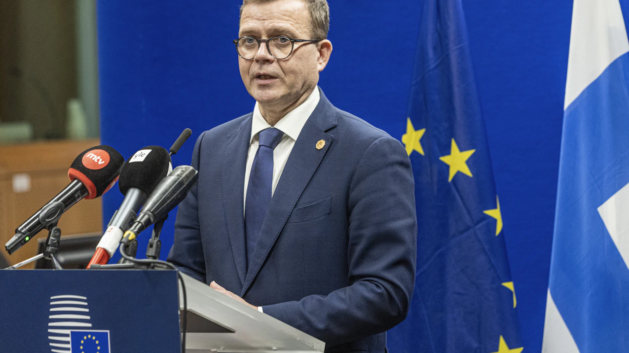 Pääministeri Petteri Orpo (kok.) vaatii EU:lta lisää tukea Itä-Suomelle ja maatalouden säätelyn karsimista. Suomen hallitus voisi näyttää EU:lle esimerkkiä.