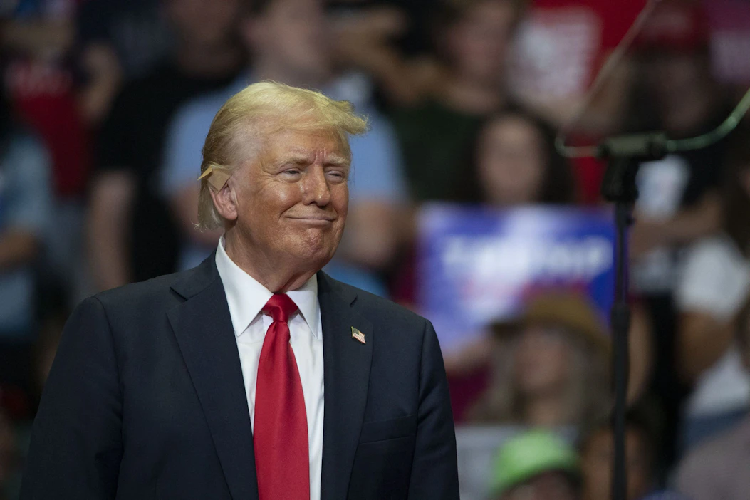 Republikaanien presidenttiehdokas Donald Trump kuvaili puhelussaan CNN:lle Bidenin jäävän historiaan Yhdysvaltain huonoimpana presidenttinä. Lehtikuva/AFP.