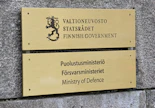 Puolustusministeriö kertoo, että droonin mallia tai alkuperää ei ole tunnistettu. Drooni ei ole enää Suomen ilmatilassa. HEIKKI SAUKKOMAA / LEHTIKUVA.