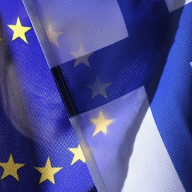 Euroopan unionin alueelta kiirii uutisia heikosta talouskehityksestä. Myös Suomi on painumassa taantumaan.