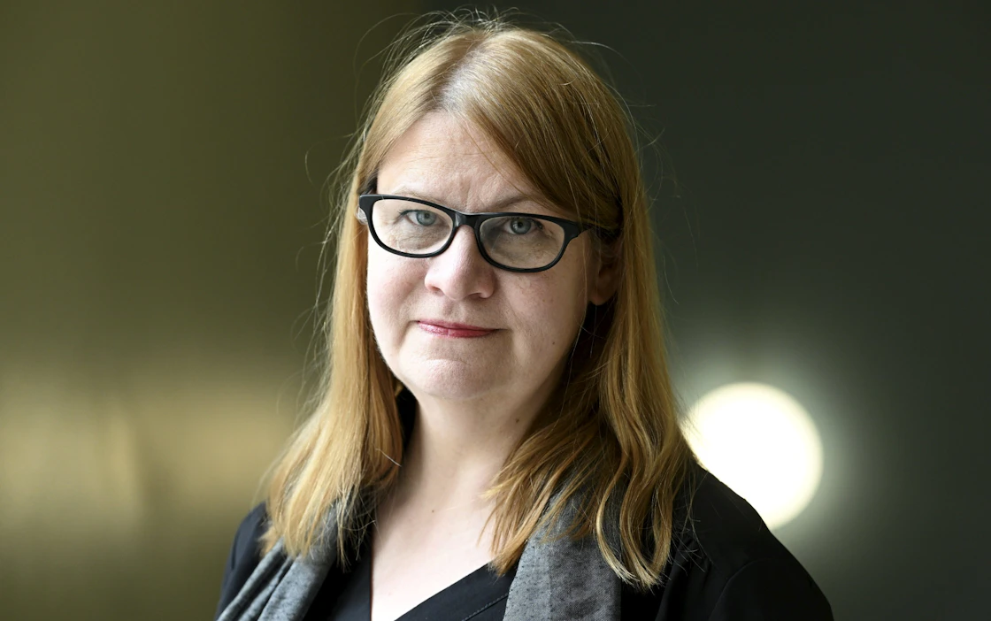 koulutuspäällikkö Kaarina Aitamurto Helsingin yliopiston alaisesta Aleksanteri-instituutista sanoo, että Venäjällä on armeijaan rekrytoitu paljon enemmän ihmisiä vähemmistökansoista.