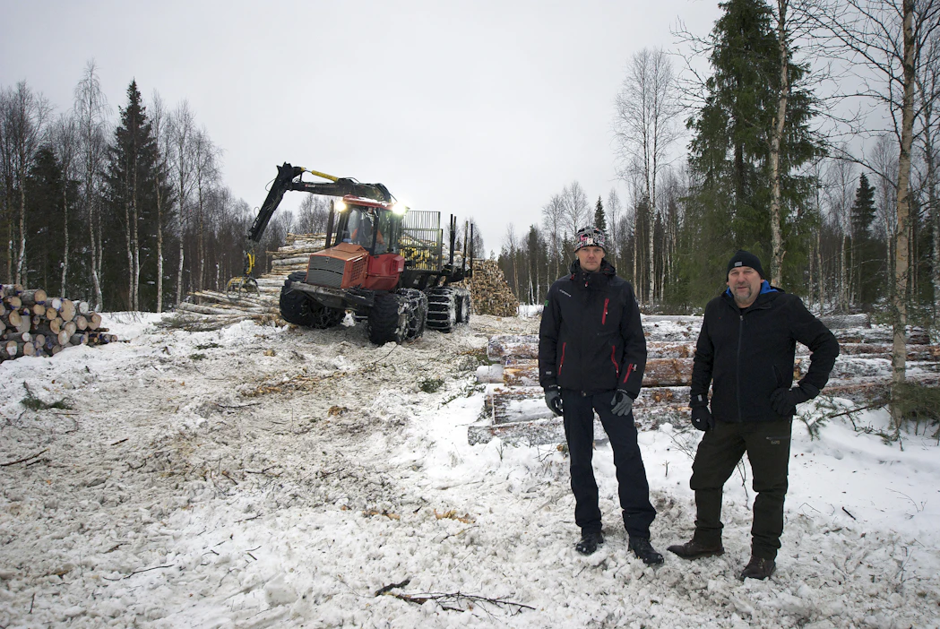 Markus Viitalan (vas.) ja Jouni Väisäsen metsätilat ovat Lapissa ja Koillismaalla.
