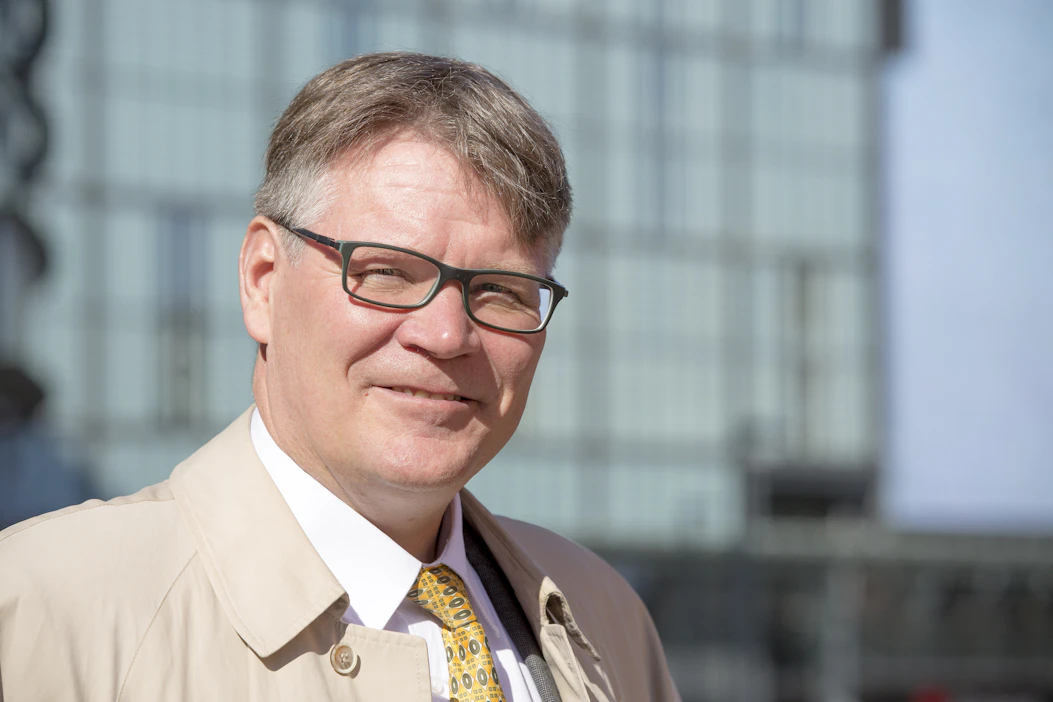 Agronomiliiton valtuuston puheenjohtajaksi valittiin Simo Tiainen, joka työskentelee johtajana MTK:ssa.