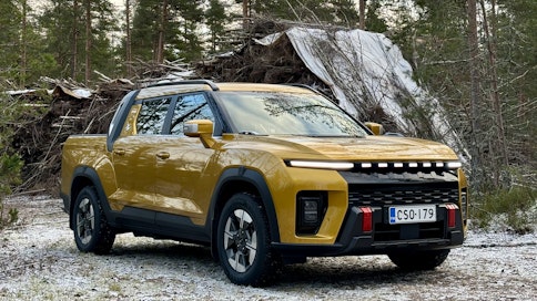 Musso EV:n muodot huokuvat voimaa.