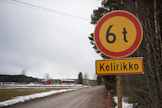 Yksityisteiden merkitys on moninainen ja niiden kunnosta ja ylläpidosta vastaavat tiekunnan osakkaat eli kiinteistöjen omistajat. 