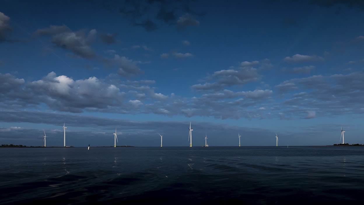 Suomeen on parhaillaan suunnitteilla 13 merituulivoimaprojektia, joiden teho on yhteensä lähes 13 500 megawattia. Kuvassa on Tahkoluodon merituulipuisto Porissa.