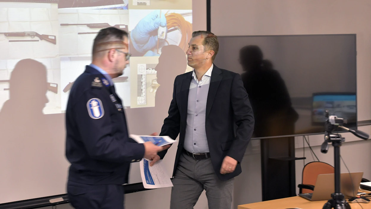 Lounais-Suomen poliisi järjesti joulukuussa 2021 tiedotustilaisuuden terrorismirikosepäilyistä.