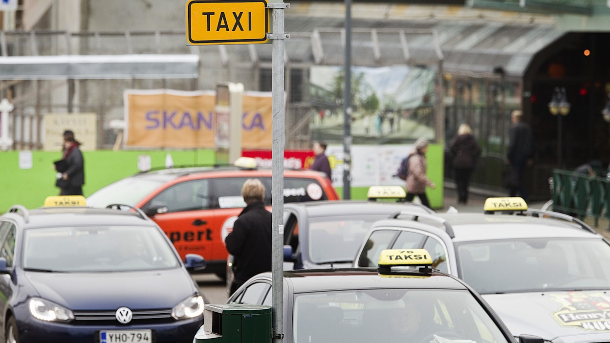 Takseja Kuopiossa 2010-luvulla. Kuvituskuva.