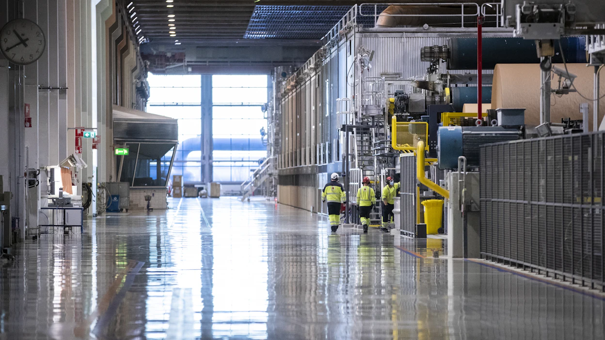 Stora Enso on muuntanut Oulussa kaksi paperikonetta kartonkikoneeksi 2020-luvulla.