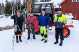Ylen kahdeksanosainen televisiosarja seuraa tubettavien konemiesten elämää Savon maaseudulla. Kuvassa ovat Timo Juvonen (vas.), Otto Juvonen, Ari Mehtonen, Simo Heiskanen.